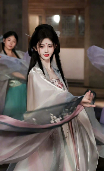 贰佰信息网花火动漫精选